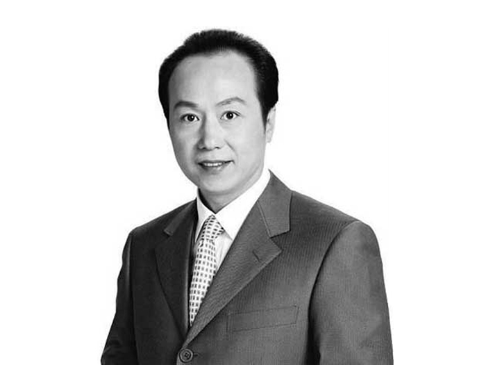 主持人罗京